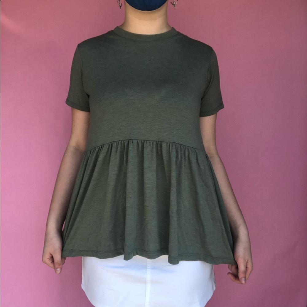 Peplum tee